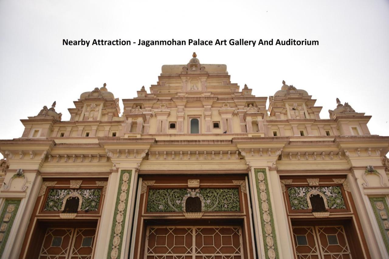 Oyo 6447 Samasth Rooms And Suites Mysore Exterior photo