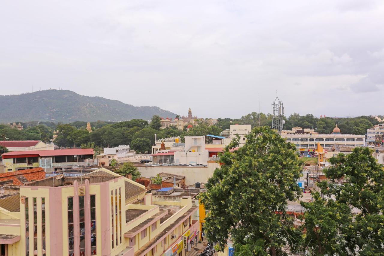 Oyo 6447 Samasth Rooms And Suites Mysore Exterior photo